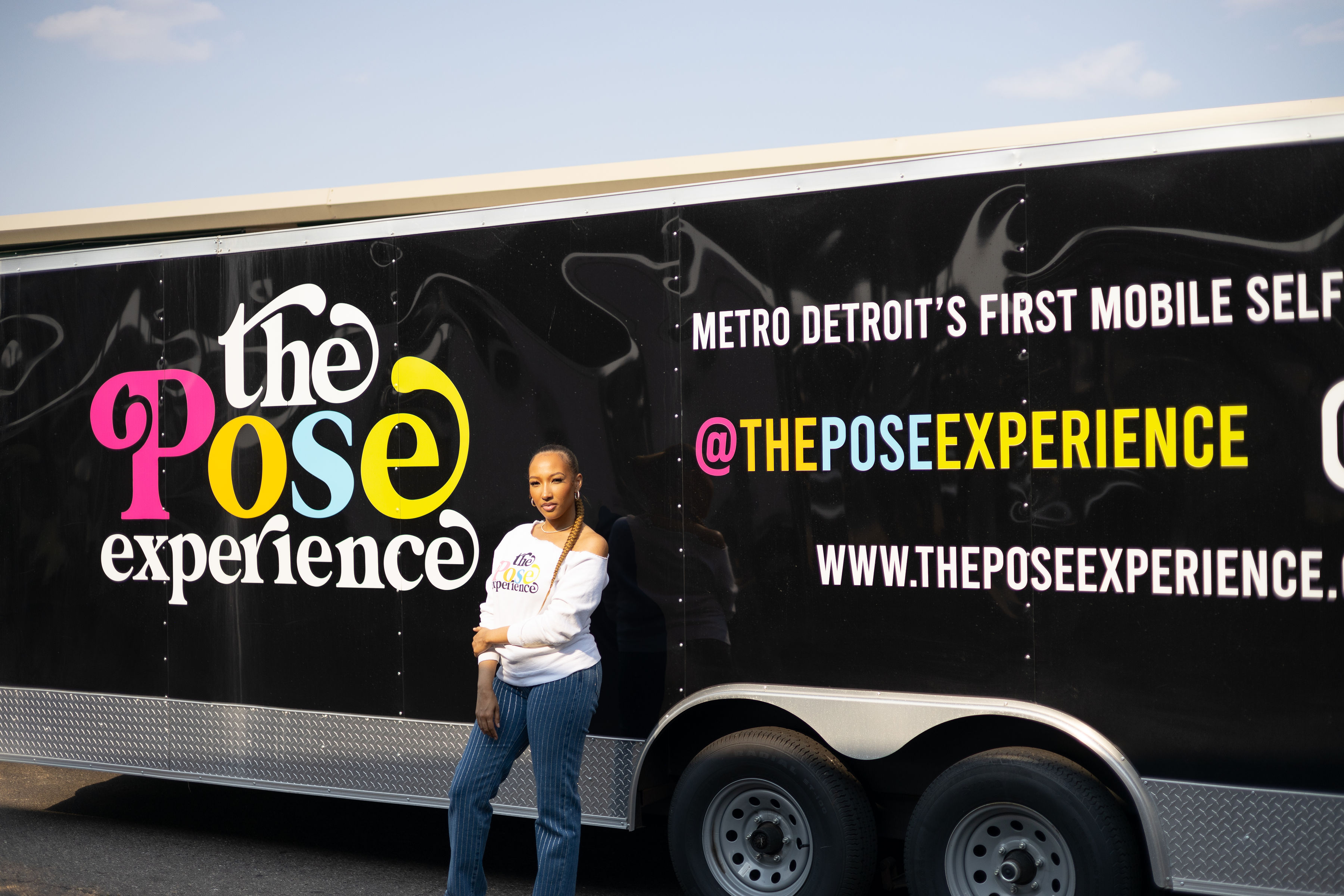 The Pose Experience